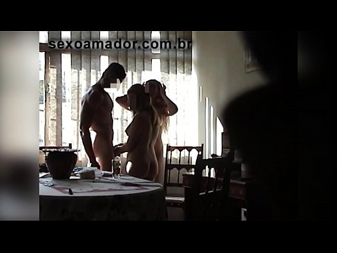 ❤️ यौन साथीहरूले एक विशाल मानिस र उहाँसँग थ्रीसमलाई निम्तो दिन्छन् ❤️❌ गुदा अश्लील ❌️